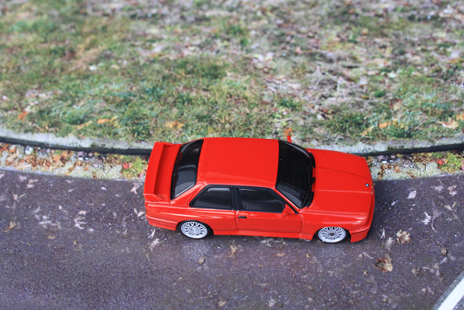 SPA-RAceway mit feuchter Fahrbahn